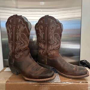 Ariat Brown and Gray Leather Boots cowboy